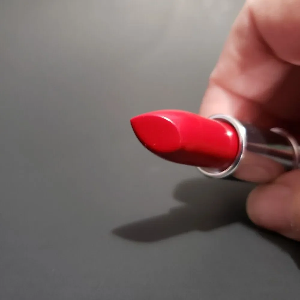 Clinique Cherry Pop Red Lipstick New Unboxed